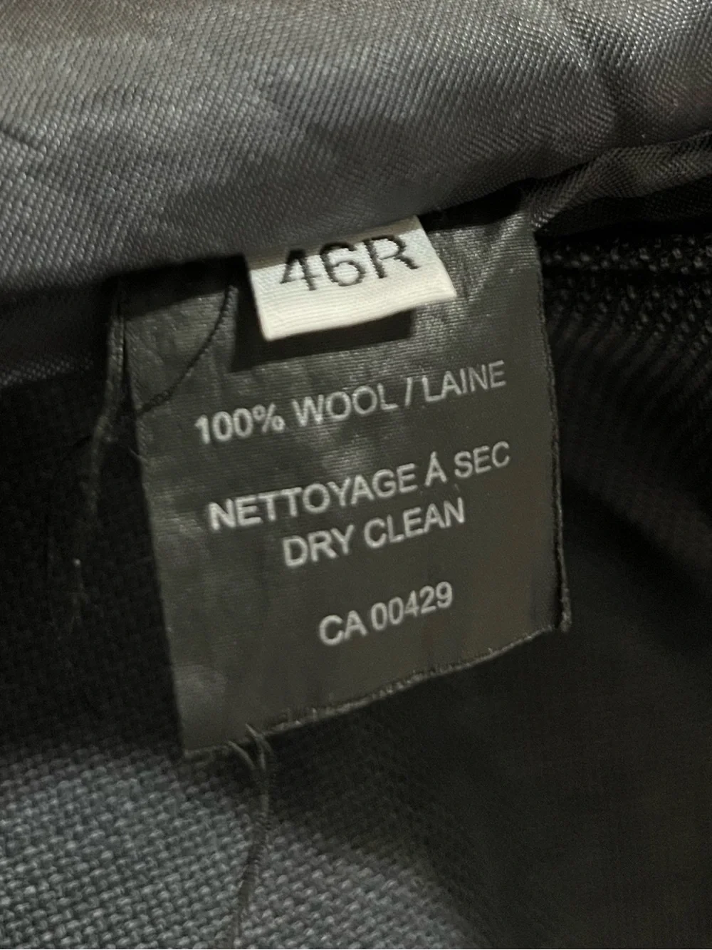 Peter Millar 100% Wool Suitcoat / Sport Coat | Charcoal Gray | 46R